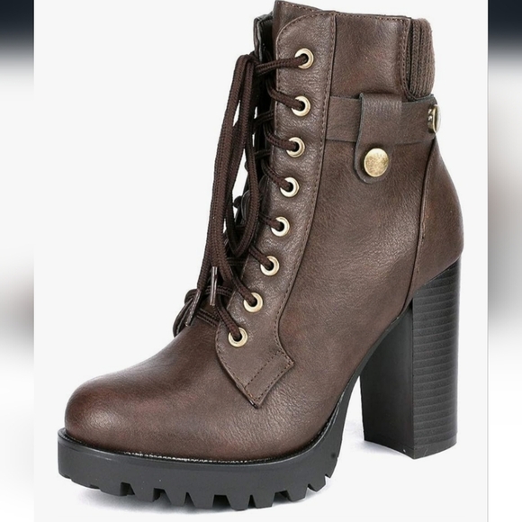 Brown Lace-Up Ankle Boots NEW - Picture 1 of 16